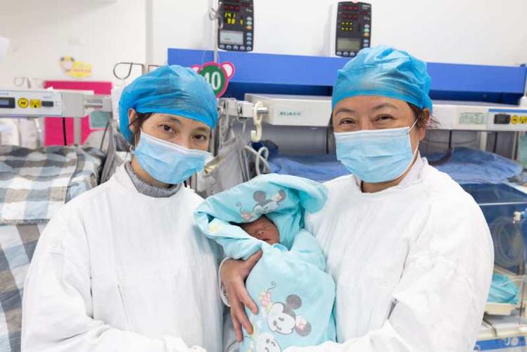 刚出生试管婴儿宝宝穿什么衣服